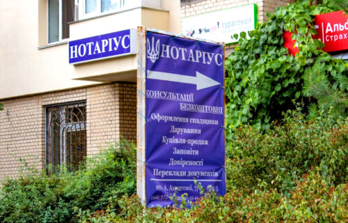 feature-notary-konovalova-street1
