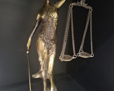 Нотаріус Київ, вул. Івана Франка, 22/24, офіс 21, Ковальова Яна Валентинівна